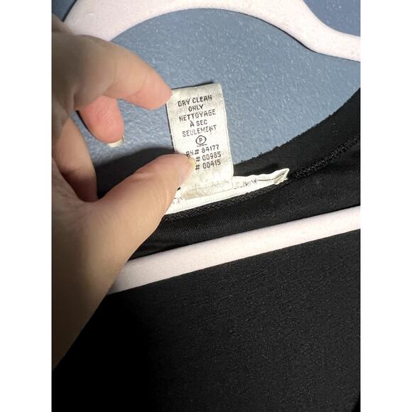 Diane von Furstenberg LBD Sheer Short Sleeves with Feather Bottom Details Small - Picture 10 of 10